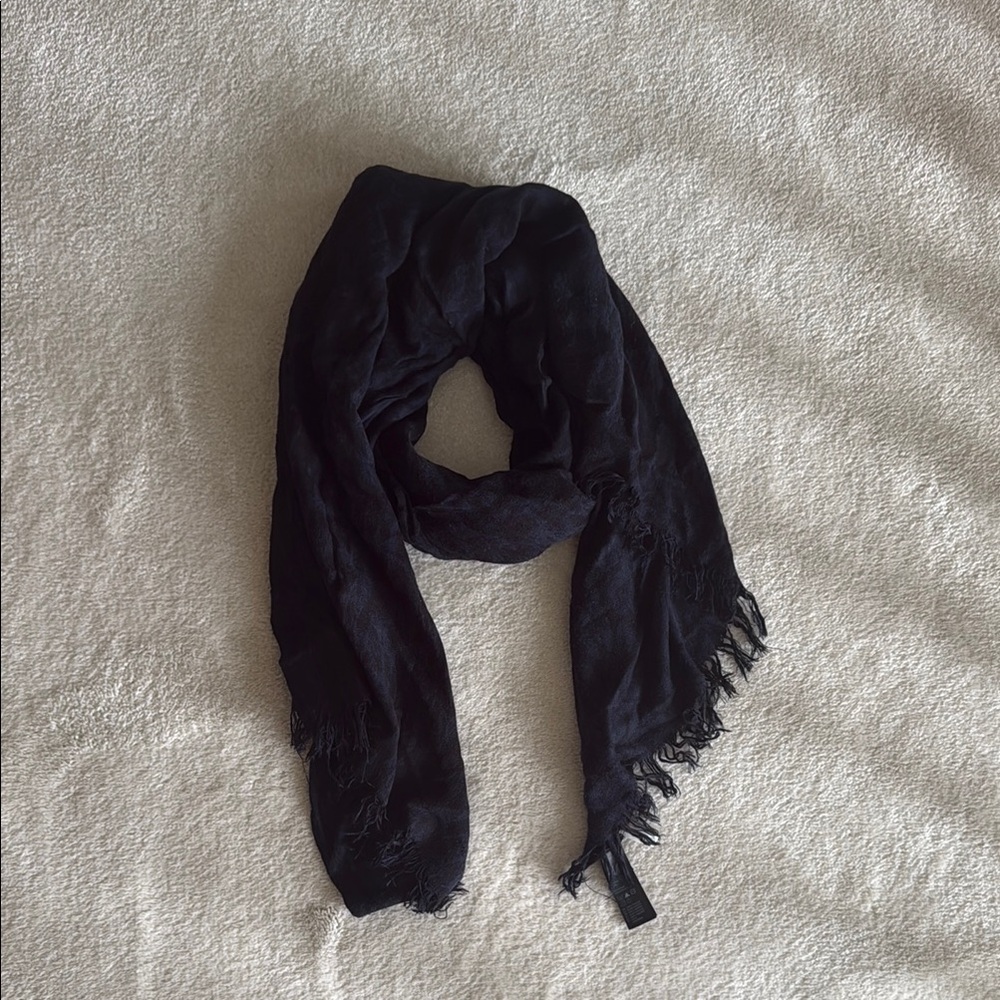 Men's Black and Navy animal printed Scarf
